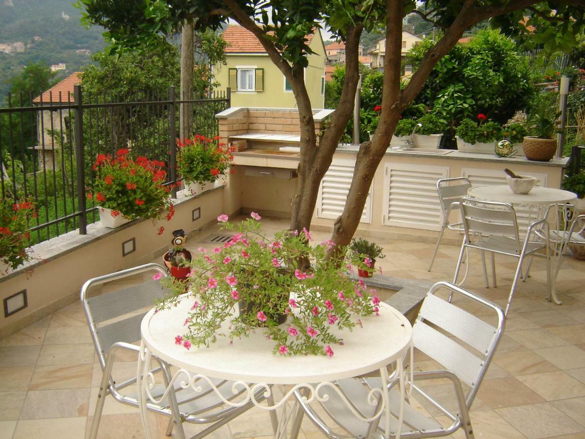 La Dolce Vita B&B Noli Exterior foto